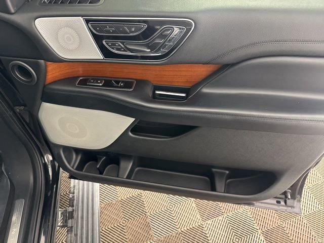 Used 2019 Lincoln Navigator Reserve w/ Cargo Package image 21