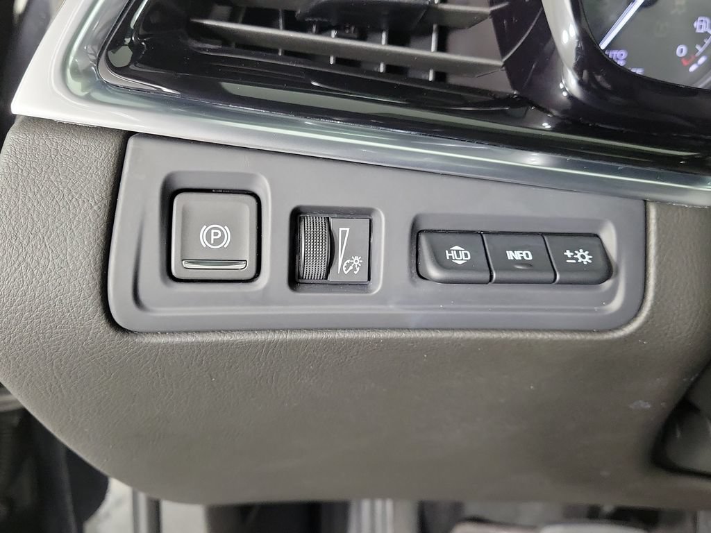 Certified 2024 Cadillac XT6 Premium Luxury w/ Technology Package AWD/4WD image 33