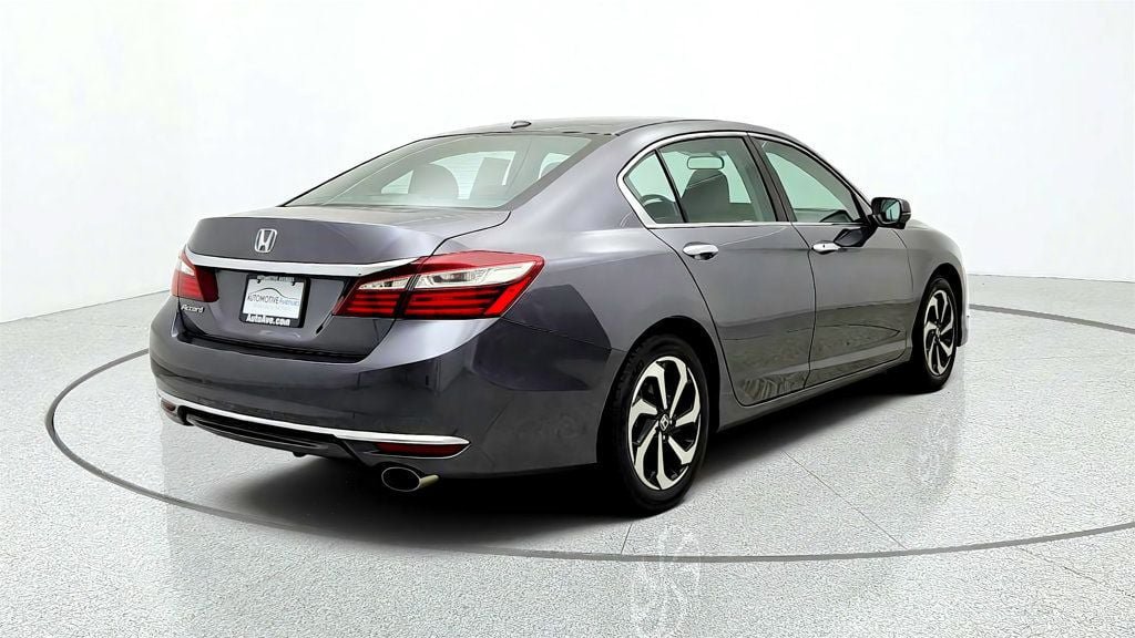 Used 2017 Honda Accord EX-L image 5