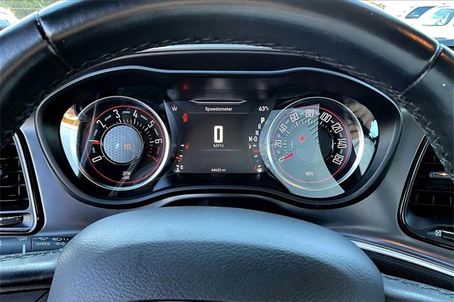 Used 2020 Dodge Challenger SXT image 12