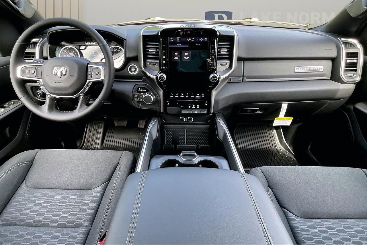 New 2026 RAM 1500 4x4 Crew Cab image 10