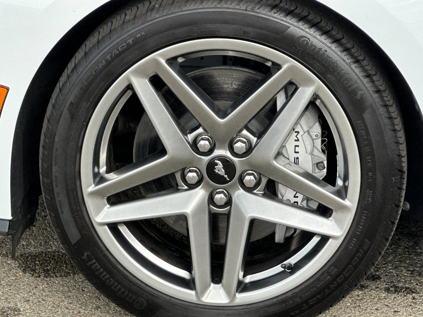 Used 2024 Ford Mustang GT Premium image 33