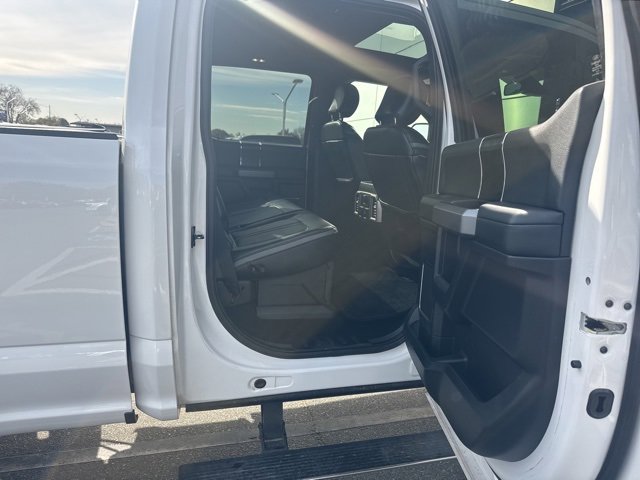 Used 2019 Ford F350 Platinum w/ Platinum Ultimate Package image 11