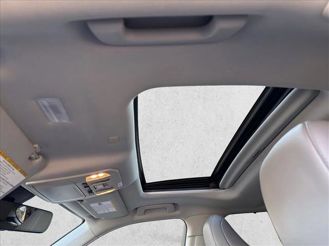 Used 2020 Toyota Highlander Limited image 22