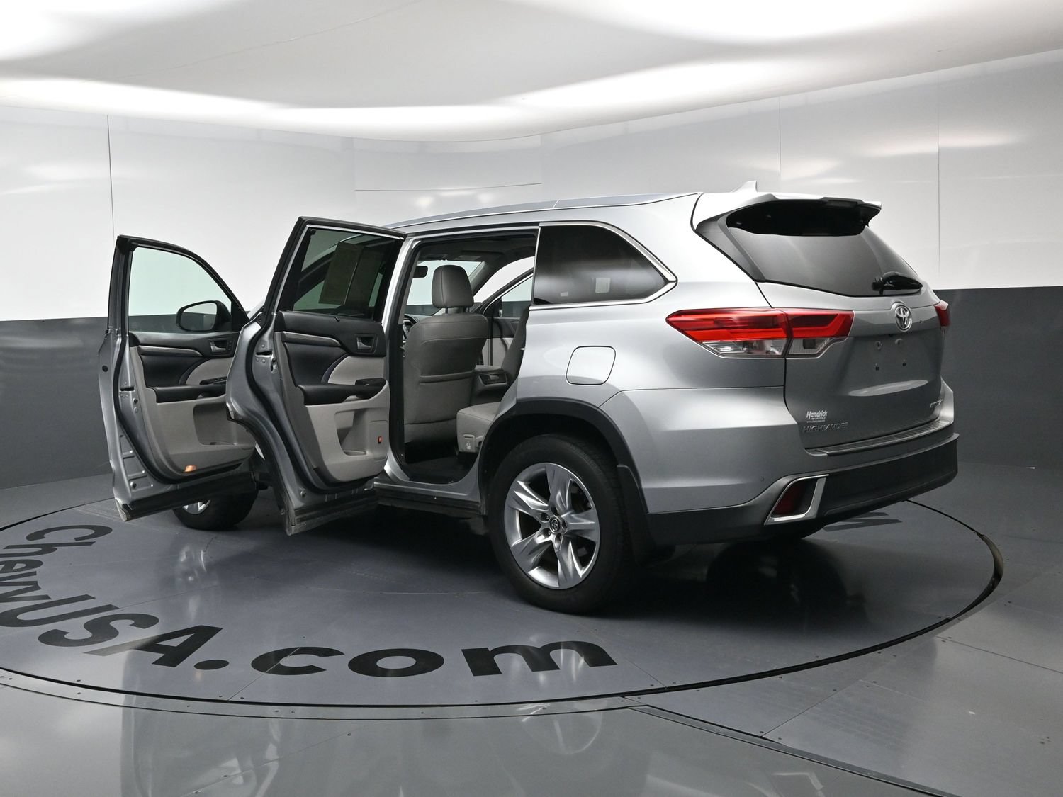 Used 2017 Toyota Highlander Limited w/ Protection Package #3 AWD/4WD image 29