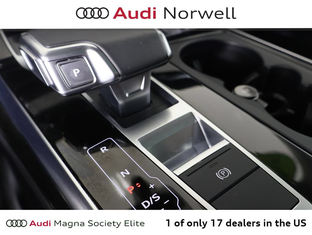 Used 2023 Audi Q7 3.0T Premium Plus w/ Premium Plus Package AWD/4WD image 4