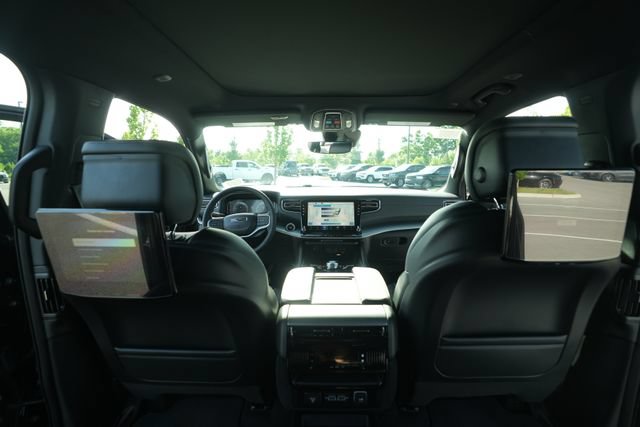New 2026 Jeep Grand Wagoneer L Limited w/ Premium Group II AWD/4WD image 25