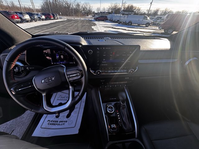 Used 2023 Chevrolet Colorado Z71 w/ Z71 Convenience Package 2 image 13