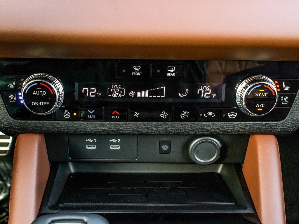 New 2026 Mitsubishi Outlander SEL image 24