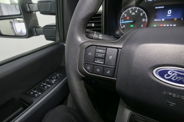 Used 2024 Ford F350 XLT image 28