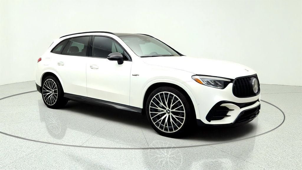 Used 2024 Mercedes-Benz GLC 43 AMG 4MATIC image 3