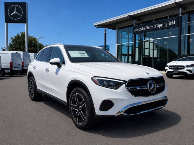 New 2027 Mercedes-Benz GLC 300 4MATIC image 1