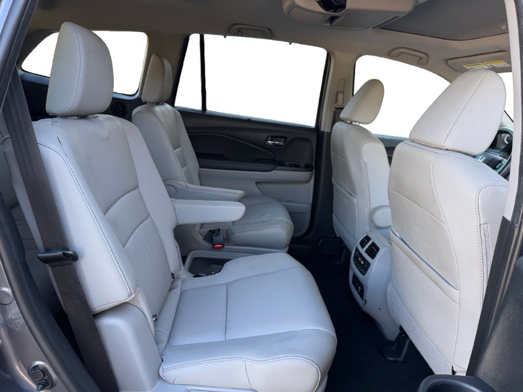 Used 2021 Honda Pilot Touring image 20