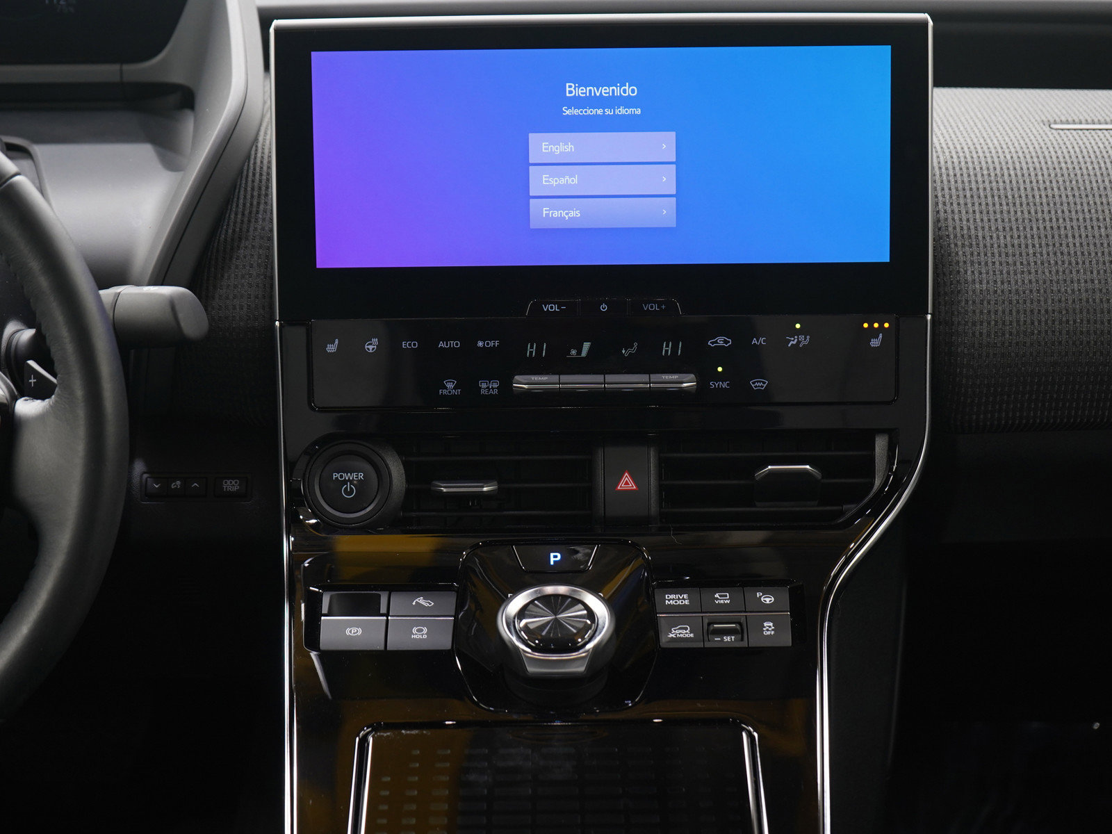 Used 2023 Subaru Solterra Limited image 17