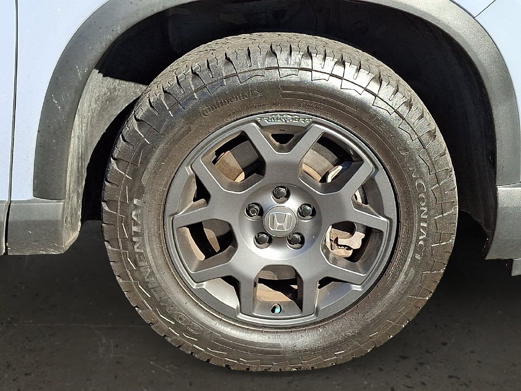 Used 2025 Honda Pilot TrailSport image 10