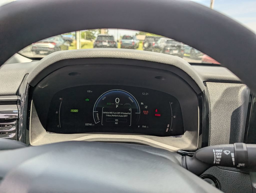 Used 2025 Toyota Camry LE AWD/4WD image 36