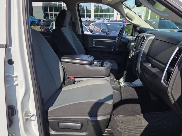 Used 2023 RAM 1500 Classic SLT w/ Electronics Group AWD/4WD image 15