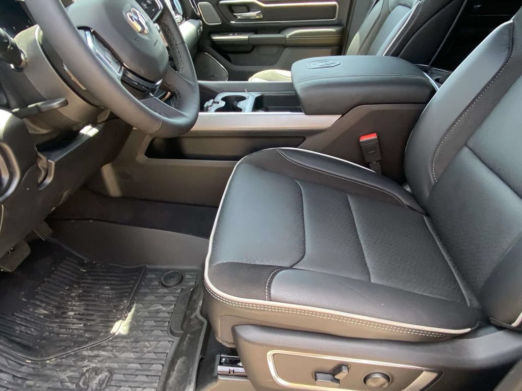 New 2026 RAM 1500 Laramie w/ Night Edition AWD/4WD image 13