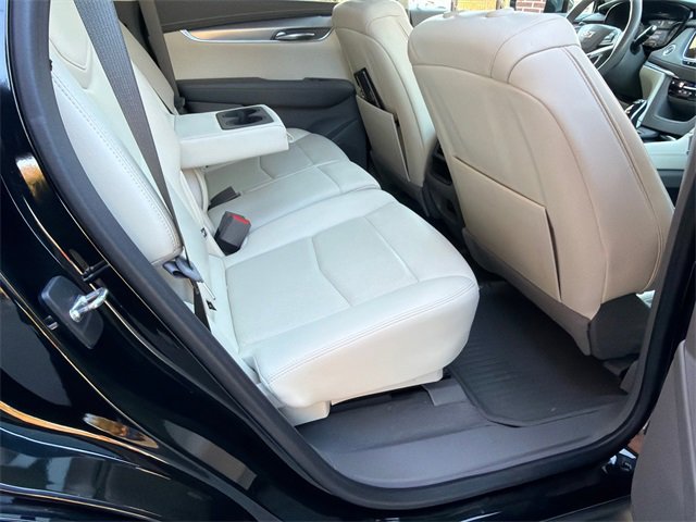 Certified 2022 Cadillac XT5 Premium Luxury image 11