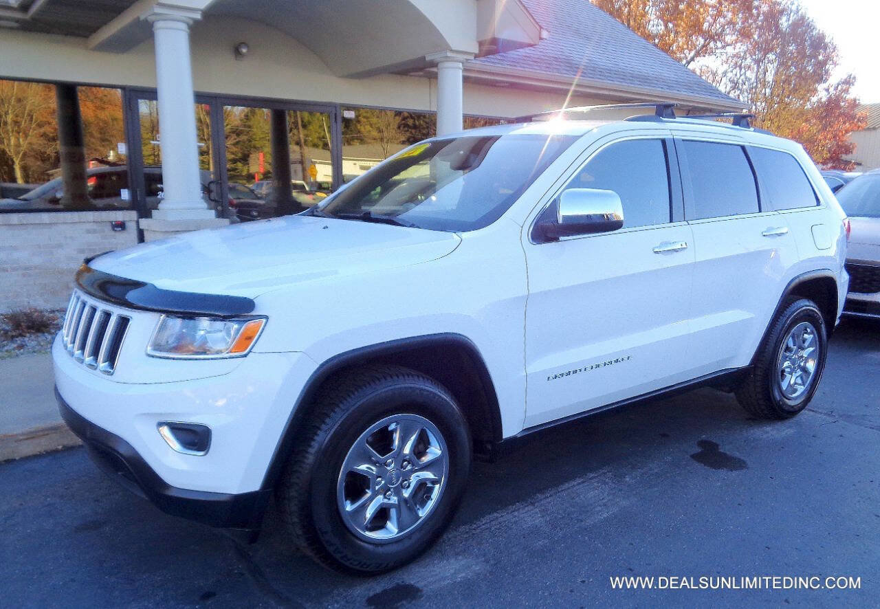 Used 2014 Jeep Grand Cherokee Laredo w/ Quick Order Package 23E AWD/4WD image 1