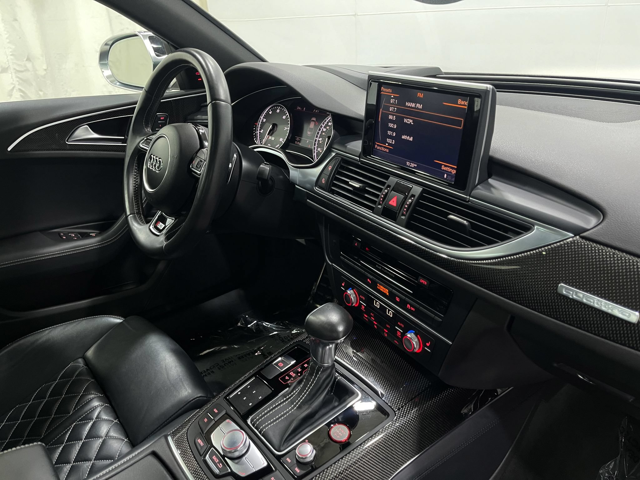 Used 2015 Audi S6 AWD/4WD image 19