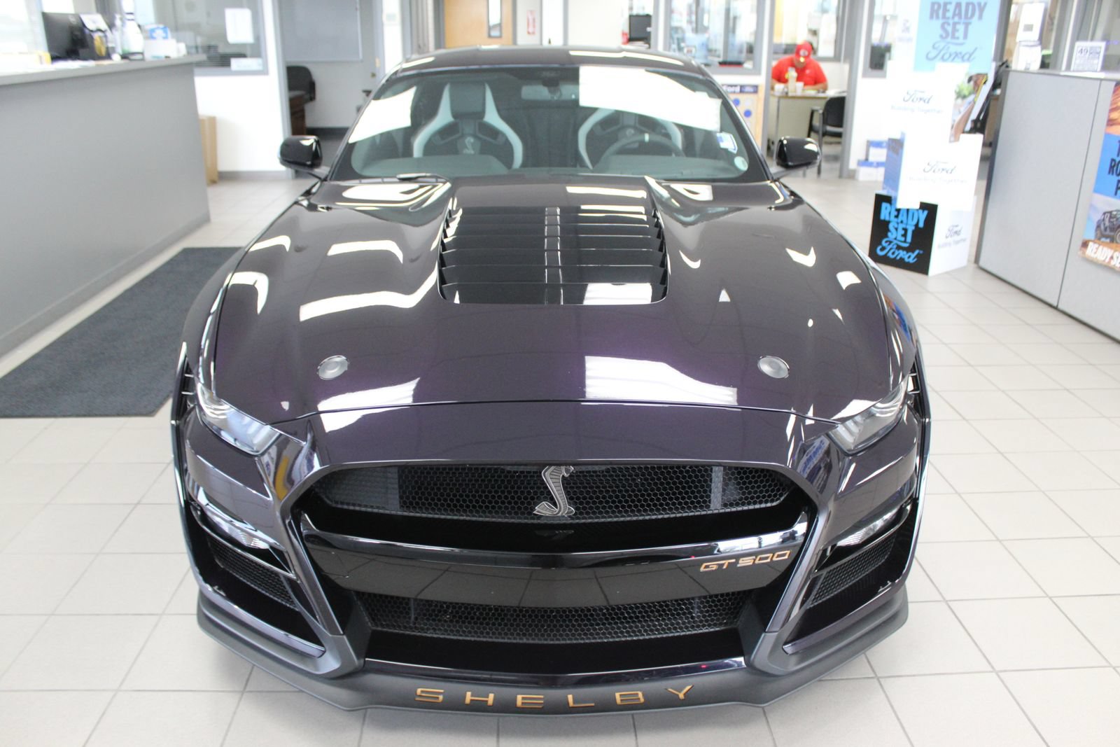 Used 2022 Ford Mustang Shelby GT500 w/ Technology Package RWD image 8