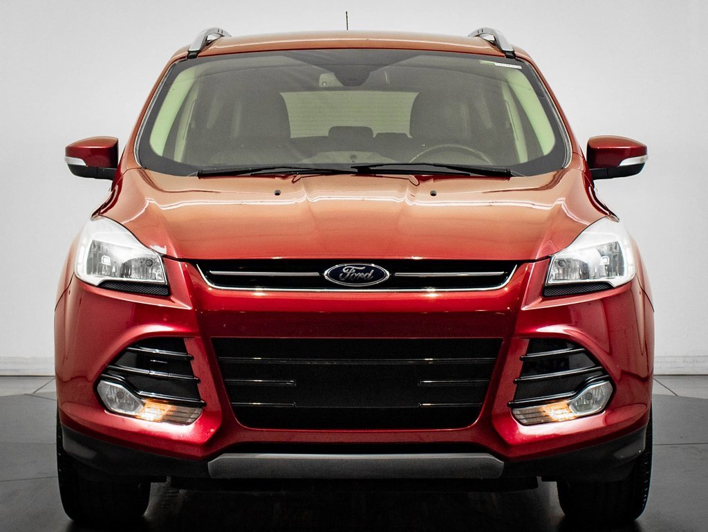 Used 2016 Ford Escape Titanium image 2