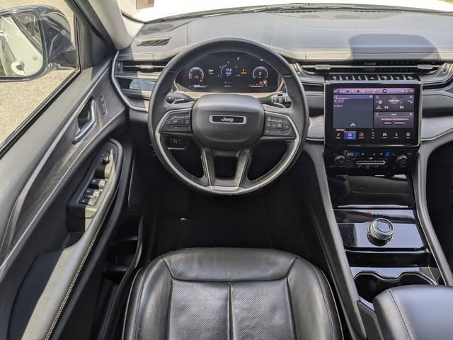 Used 2022 Jeep Grand Cherokee L Limited w/ Luxury Tech Group II RWD image 24