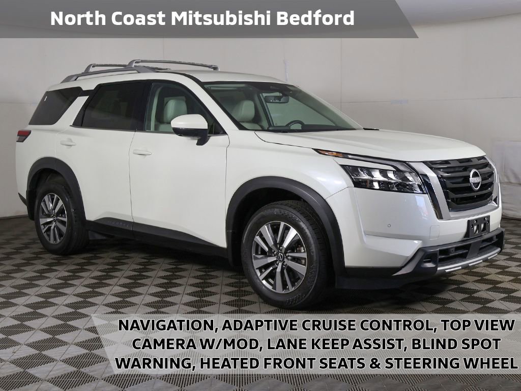 Used 2023 Nissan Pathfinder SL AWD/4WD image 1
