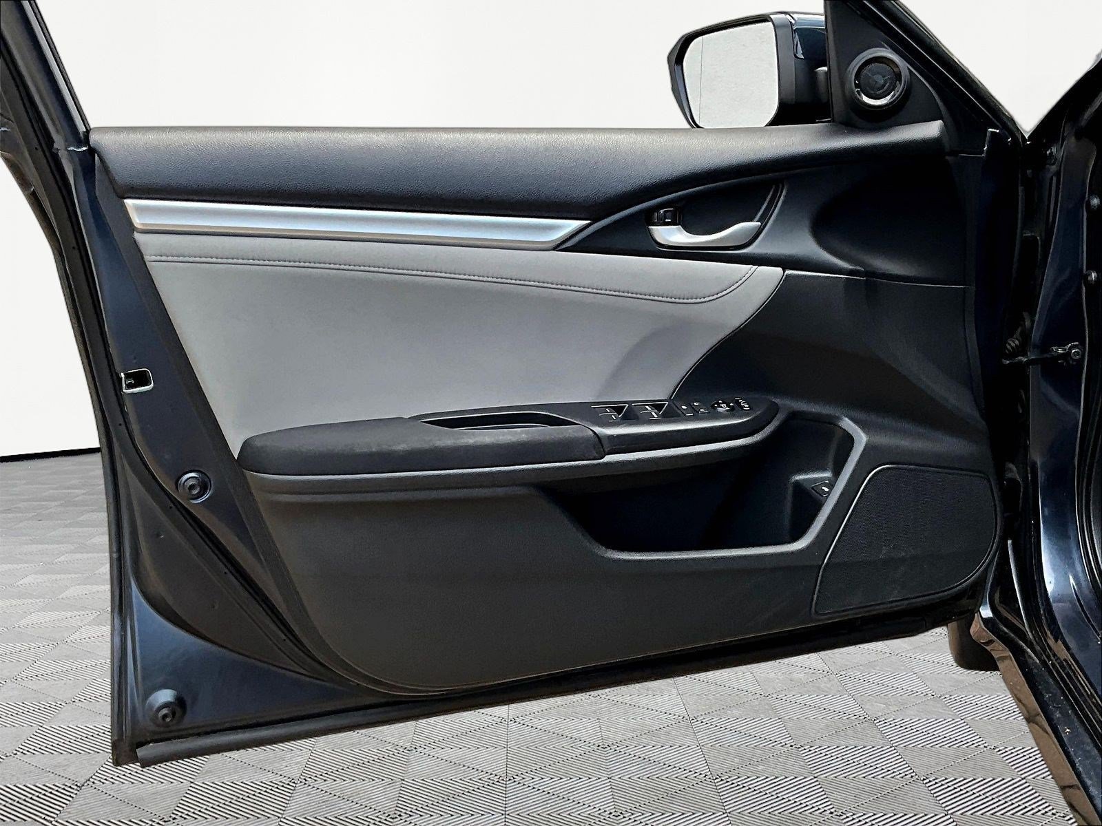 Used 2016 Honda Civic EX image 19