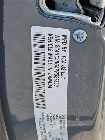 Used 2023 Chrysler Pacifica Touring-L w/ Uconnect Theater Family Group AWD/4WD image 27