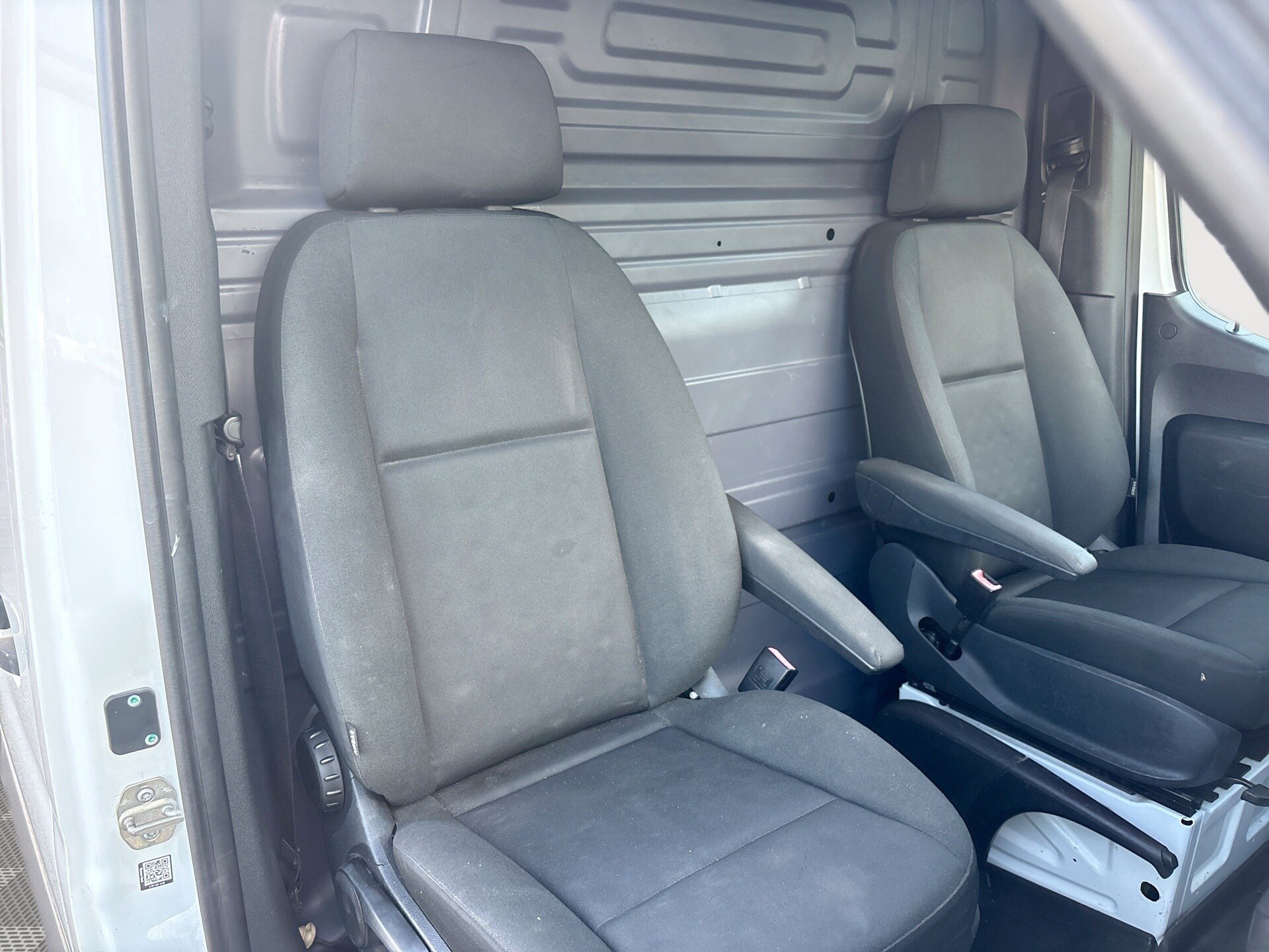 Used 2019 Mercedes-Benz Sprinter 144 Cargo image 26