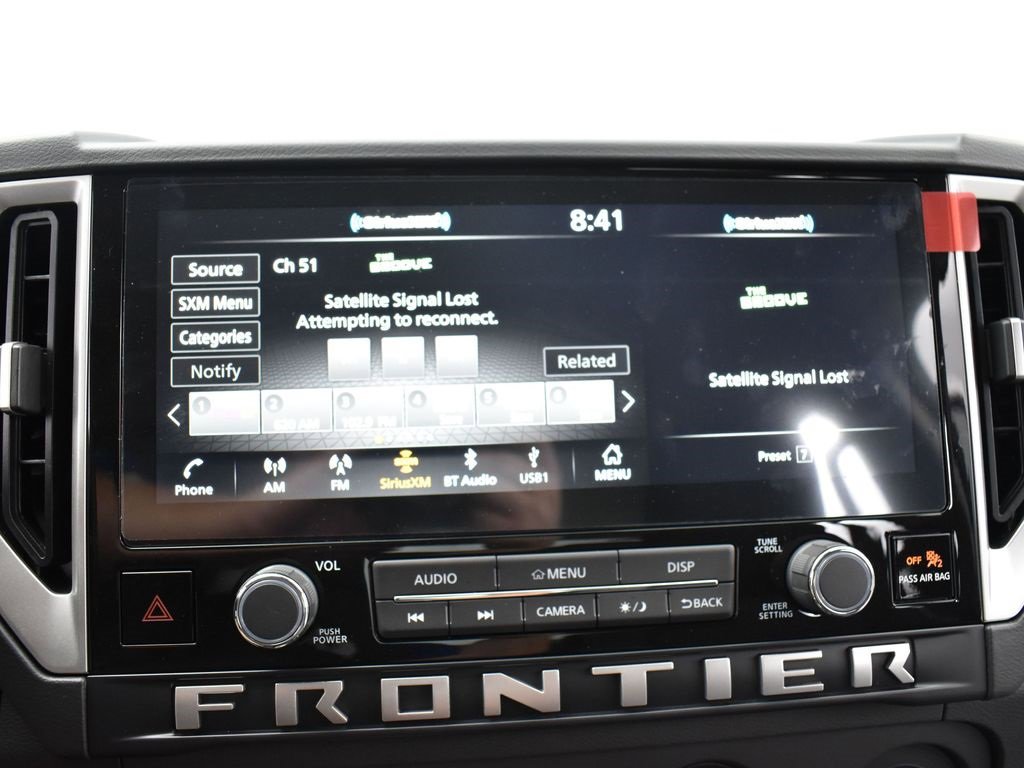 Certified 2025 Nissan Frontier SV image 9