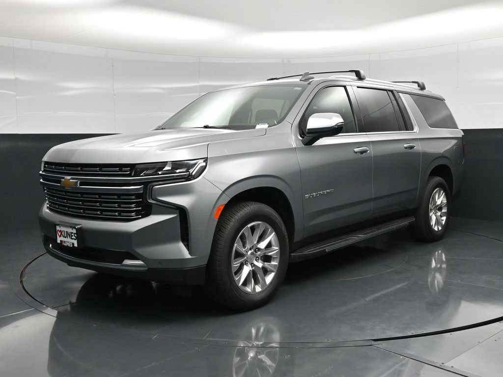 Used 2023 Chevrolet Suburban Premier AWD/4WD image 8
