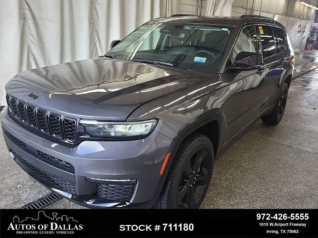 Used 2023 Jeep Grand Cherokee L Limited w/ Black Appearance Package AWD/4WD image 1