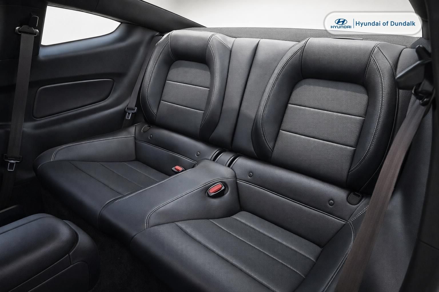 Used 2022 Ford Mustang Premium RWD image 13