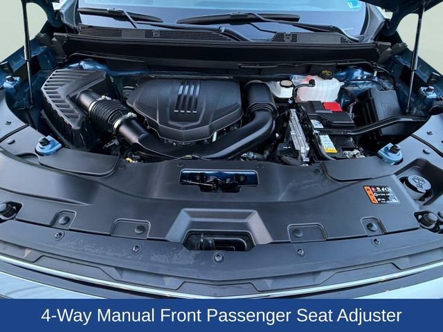 Used 2024 Chevrolet Traverse LT w/ Trailering Package FWD image 28