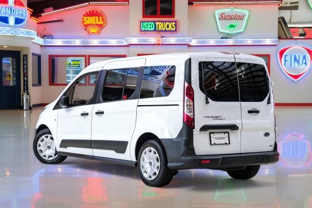 Used 2017 Ford Transit Connect XL image 4