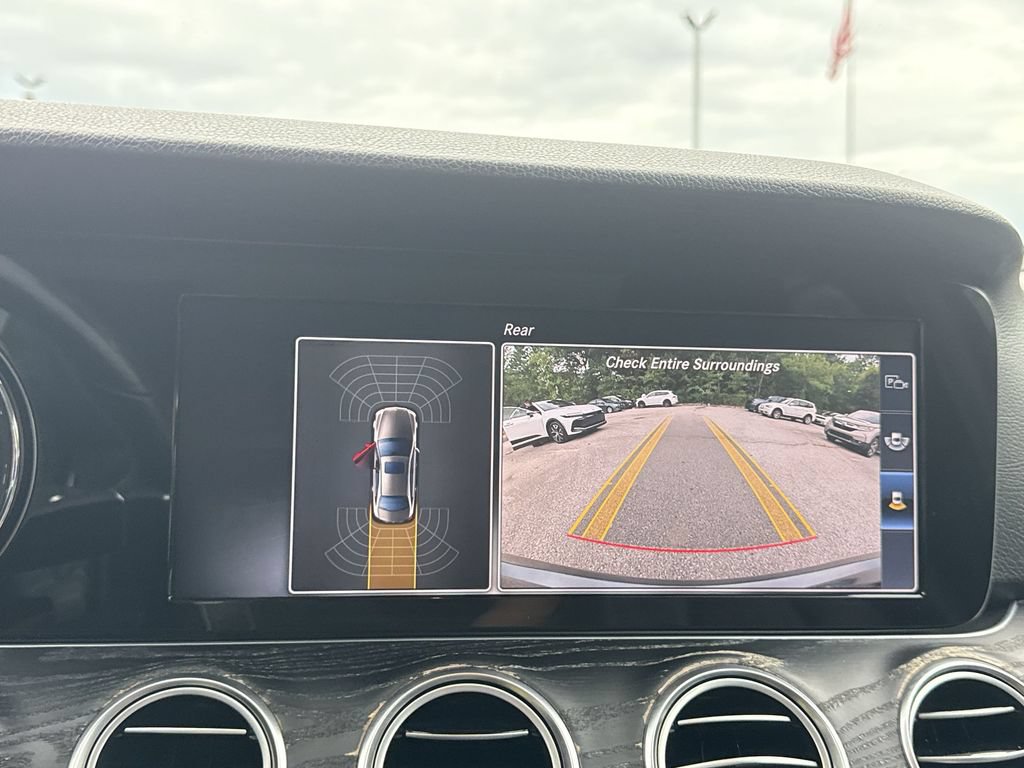 Used 2017 Mercedes-Benz E 300 4MATIC image 24