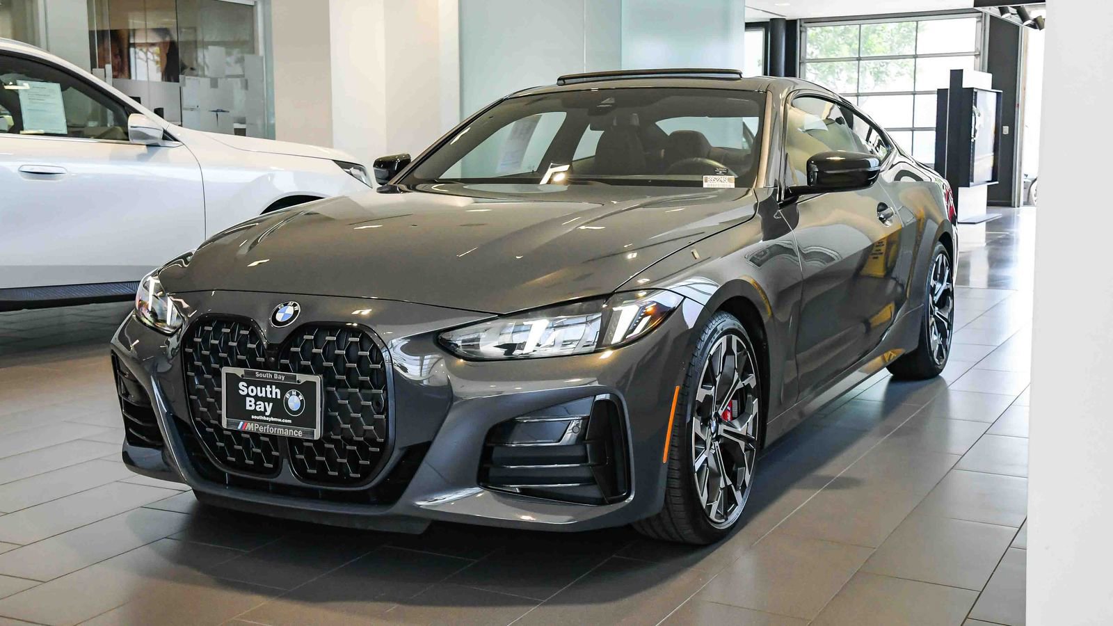 Used 2026 BMW 430i Coupe w/ M Sport Package RWD image 1