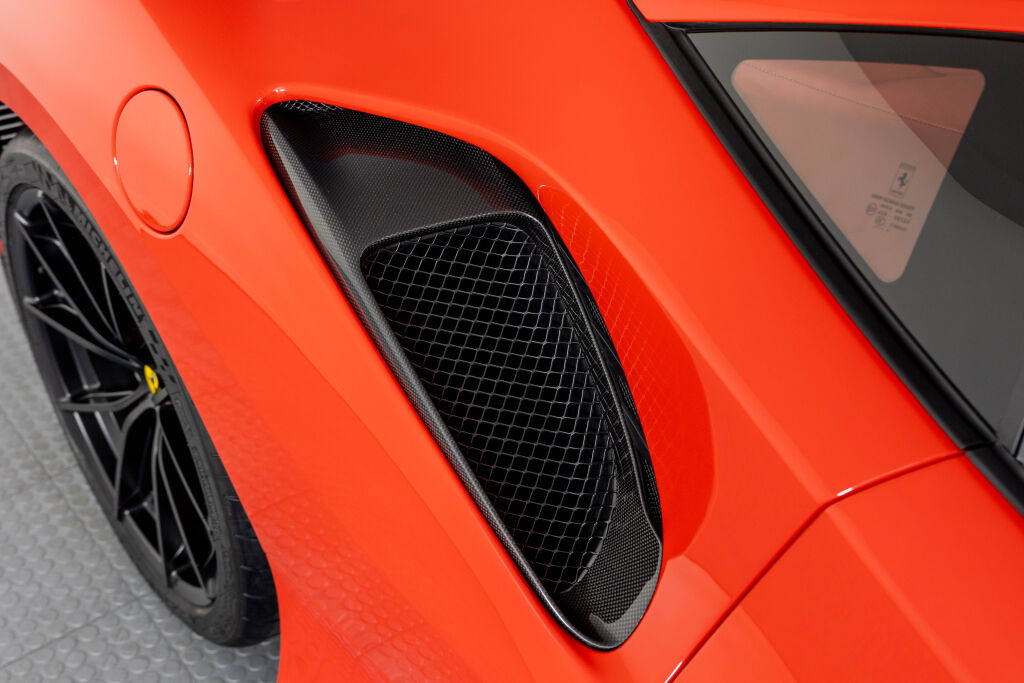 Certified 2019 Ferrari 488 Pista Coupe RWD image 25