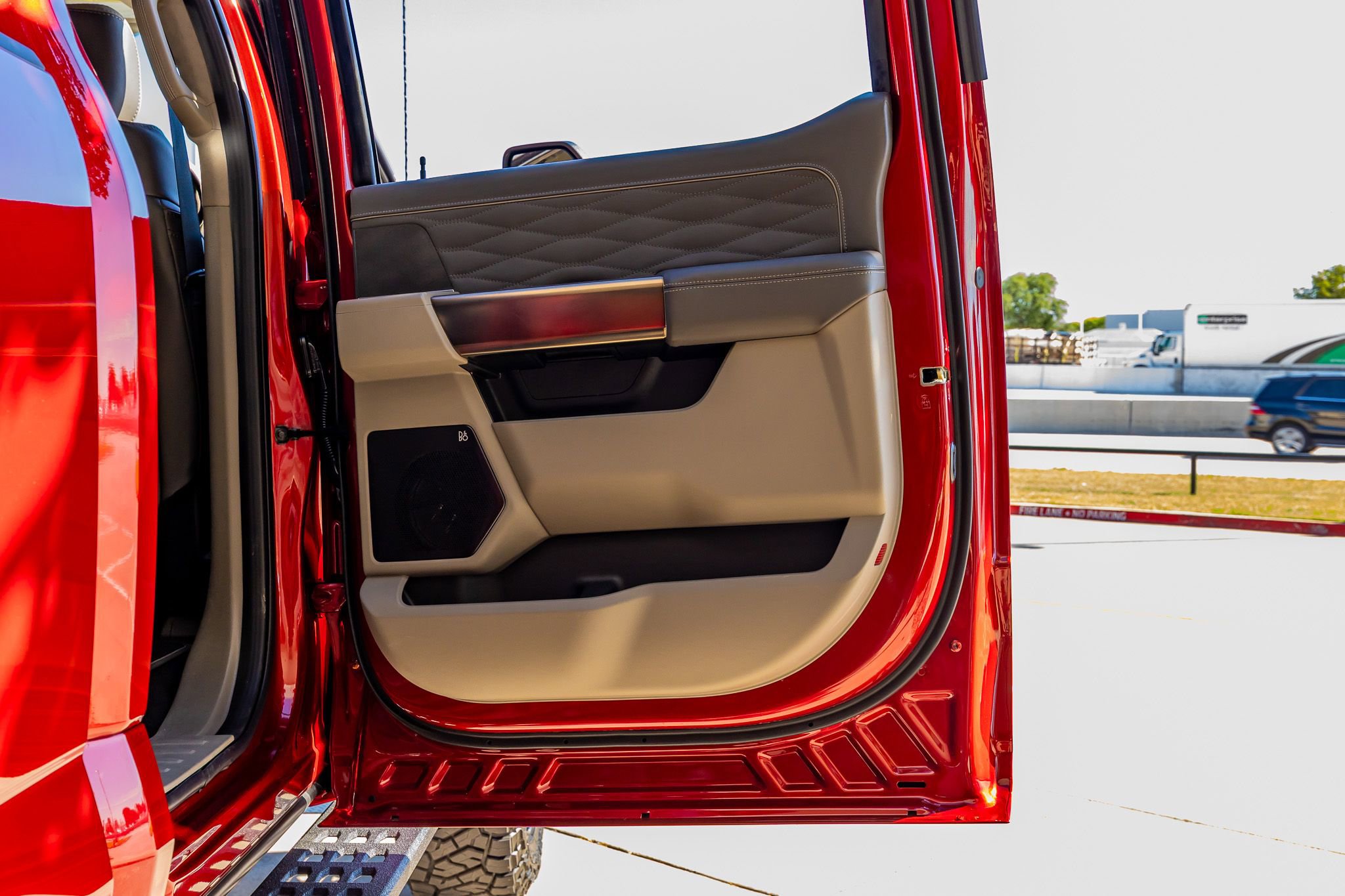 Used 2026 Ford F350 Platinum w/ Platinum Plus Package AWD/4WD image 40