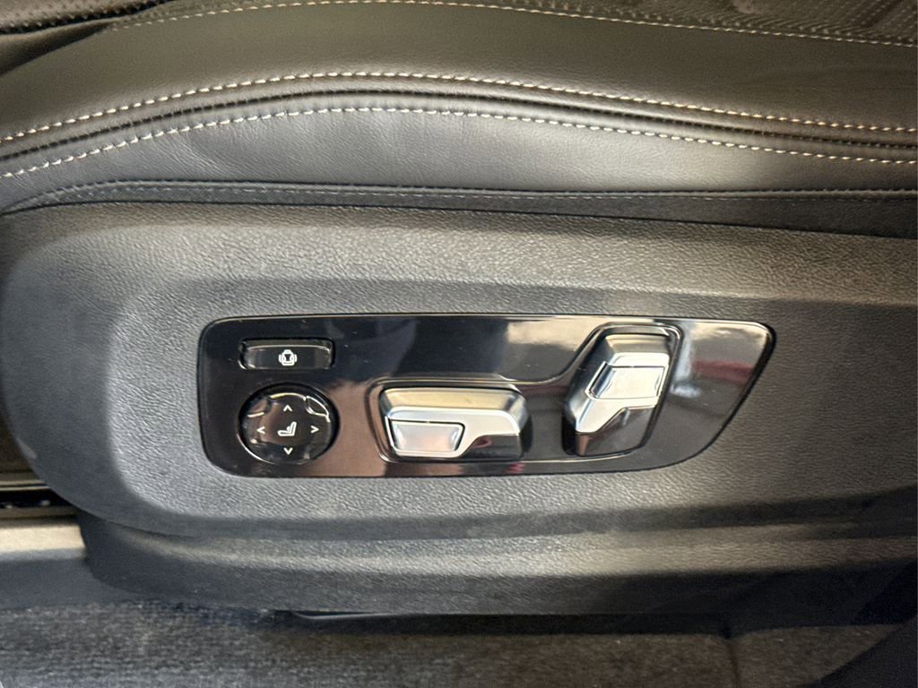 New 2026 BMW X5 sDrive40i image 25