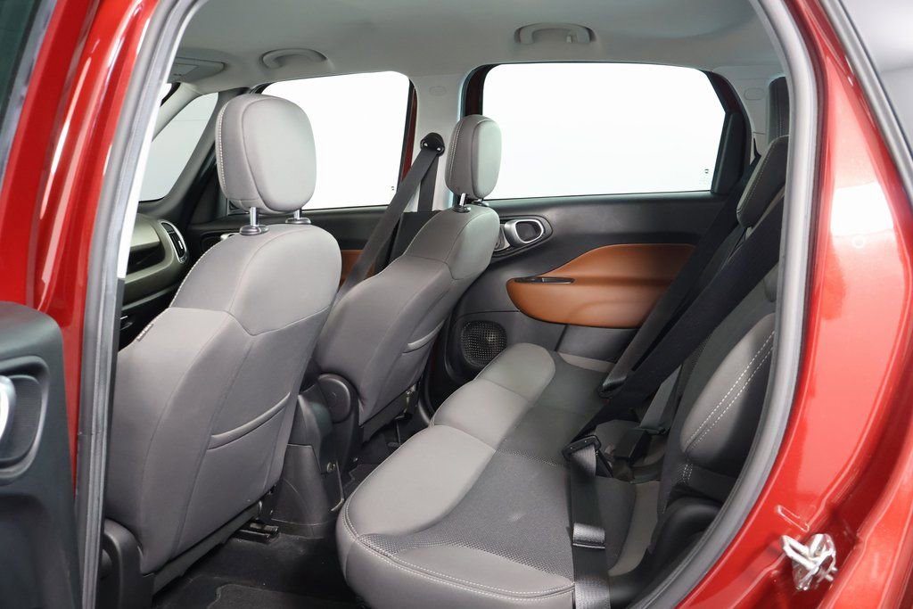 Used 2016 FIAT 500L Trekking image 9