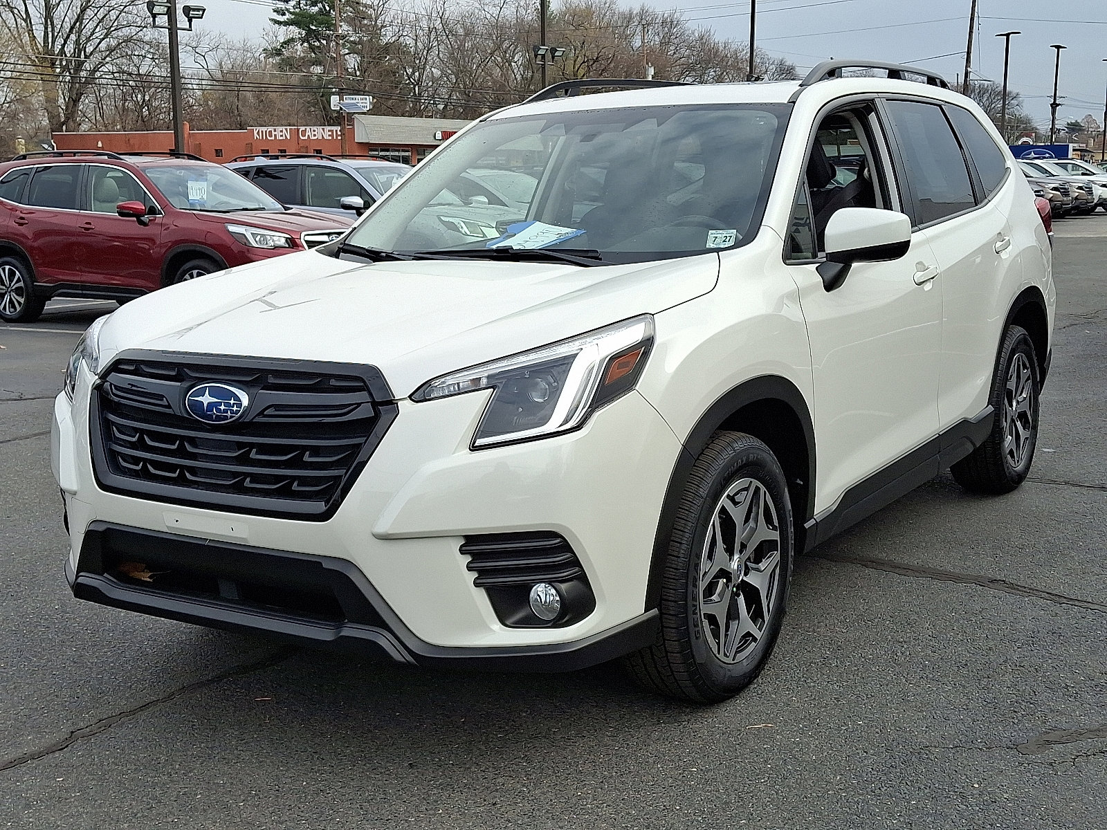 Used 2022 Subaru Forester Premium image 3