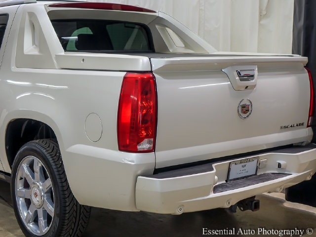 Used 2013 Cadillac Escalade EXT Premium AWD/4WD image 6