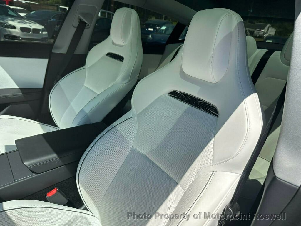 Used 2024 Tesla Model 3 Performance image 14