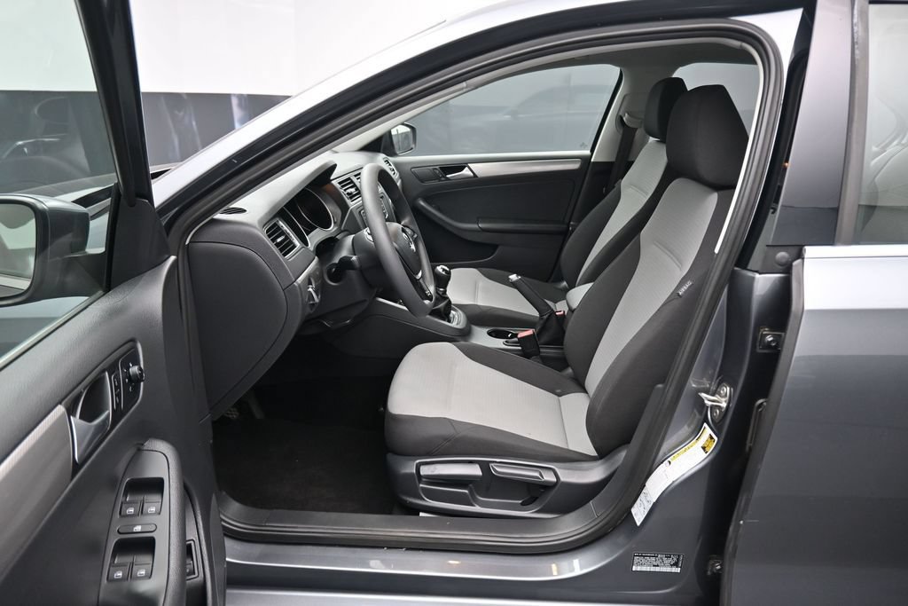 Used 2017 Volkswagen Jetta S FWD image 12