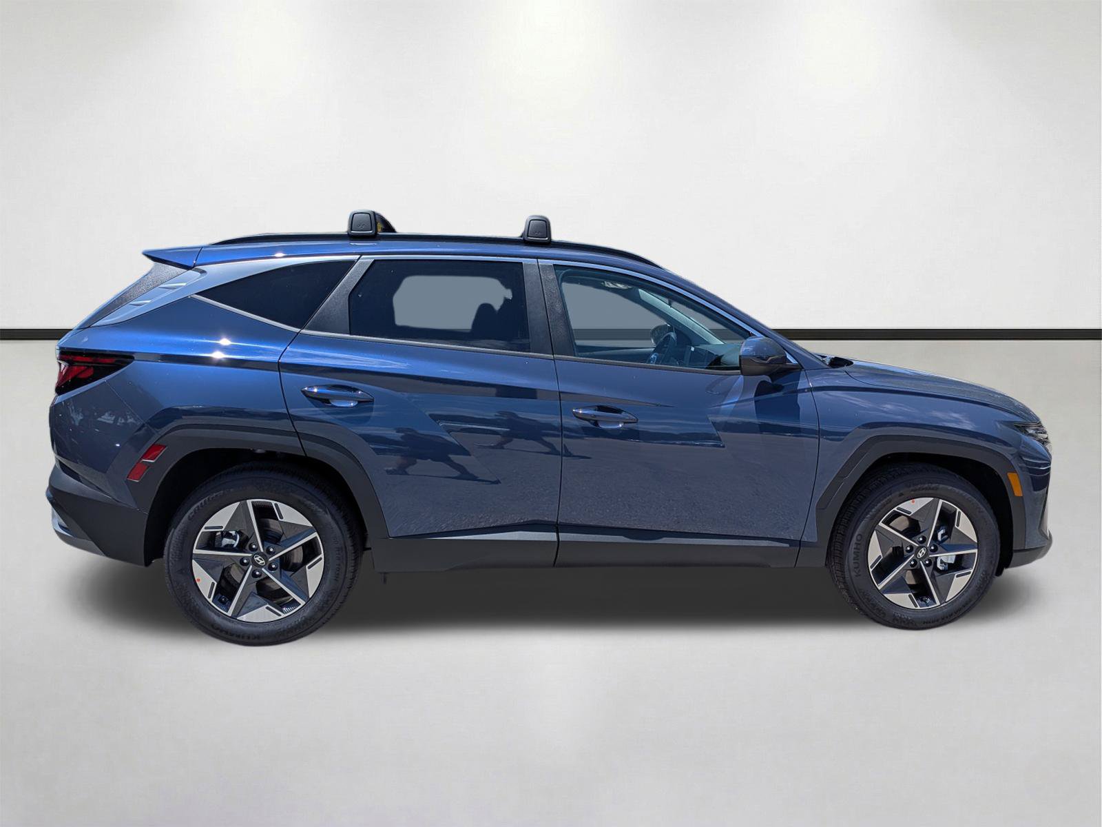 New 2026 Hyundai Tucson SEL Plus FWD image 3