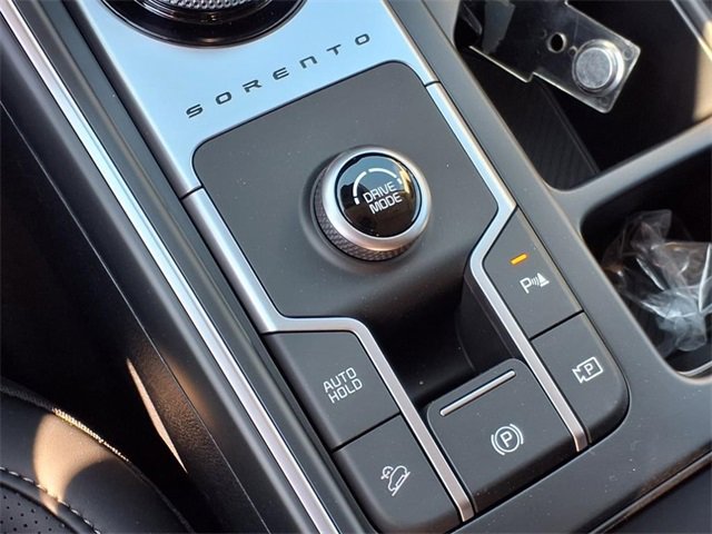 New 2025 Kia Sorento EX image 10